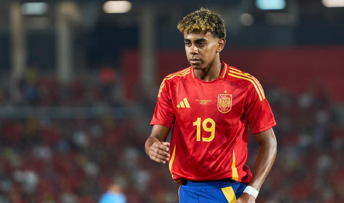 从加那利群岛走出的天才:佩德里的童年与足球启蒙【完整故事】